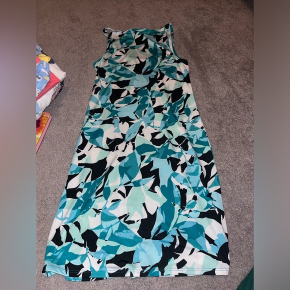 DRESS - Picture 3 of 3